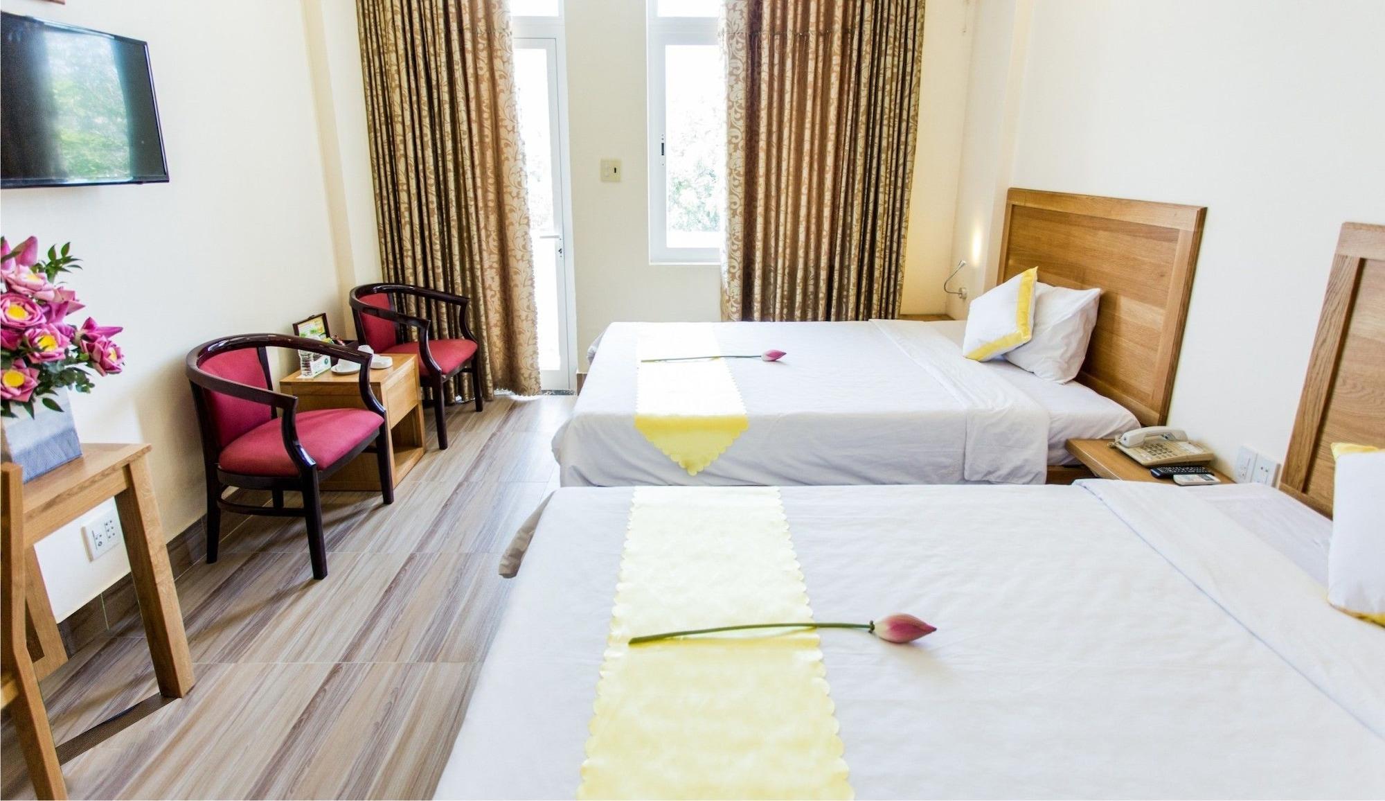 Hoang Yen Hotel 2 Quy Nhon Luaran gambar